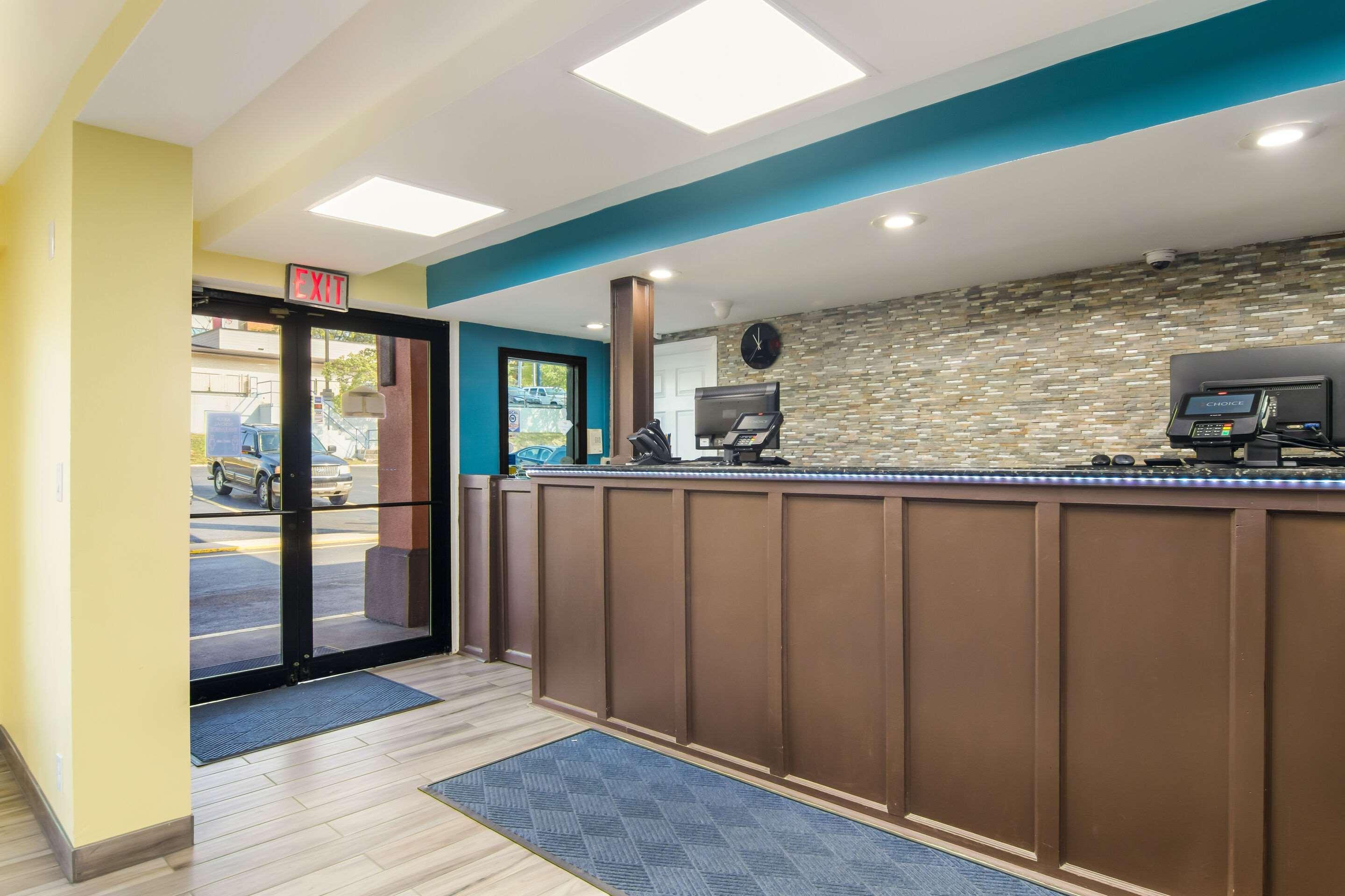 Rodeway Inn&Suites Monroeville-Pittsburgh Eksteriør bilde
